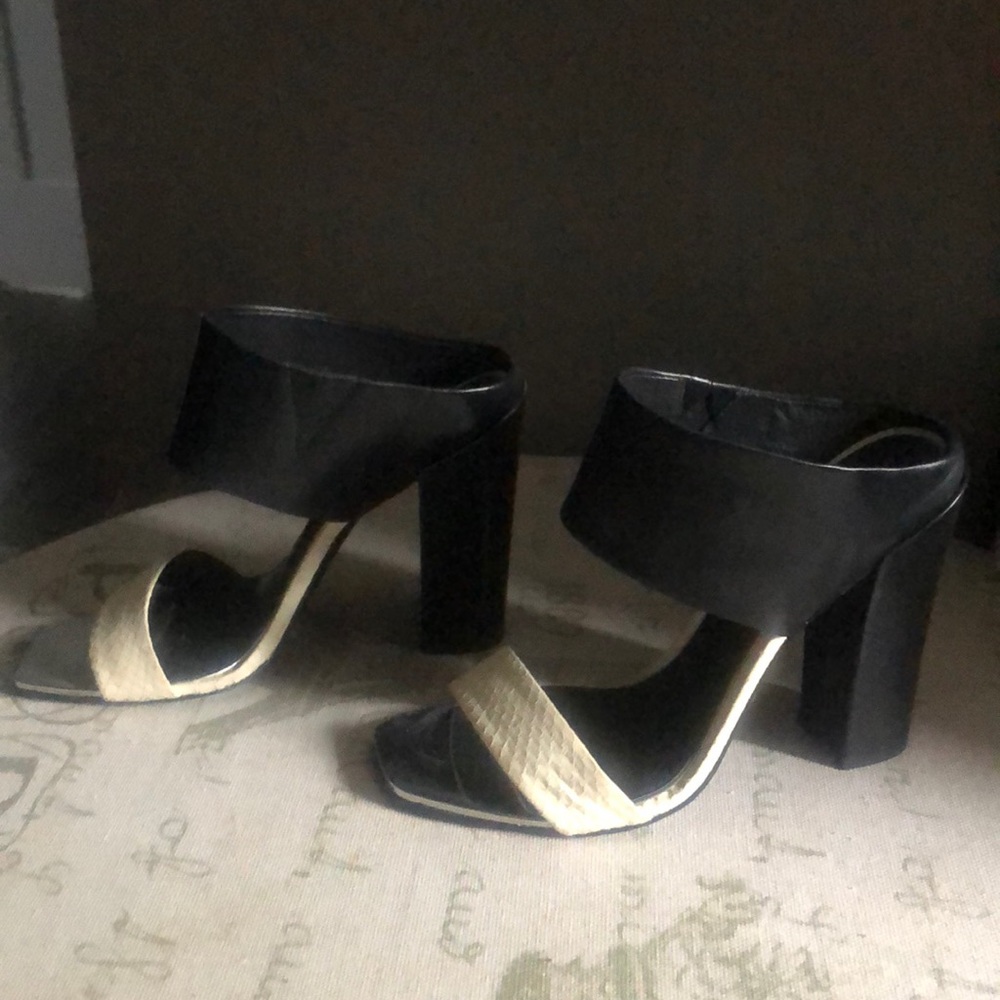 Rachel Zoe chunky heels 8.5